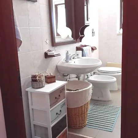 Veronica Semesterbostad Villasimius