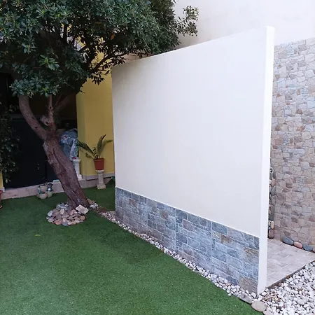 Veronica בית נופש *